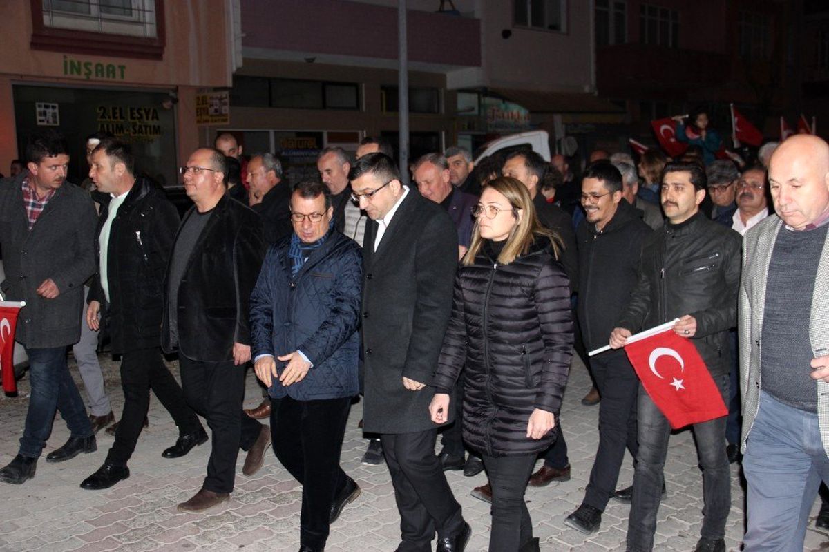 Çan\'da İdlib Şehitleri için Mehmetçiğe saygı yürüyüşü