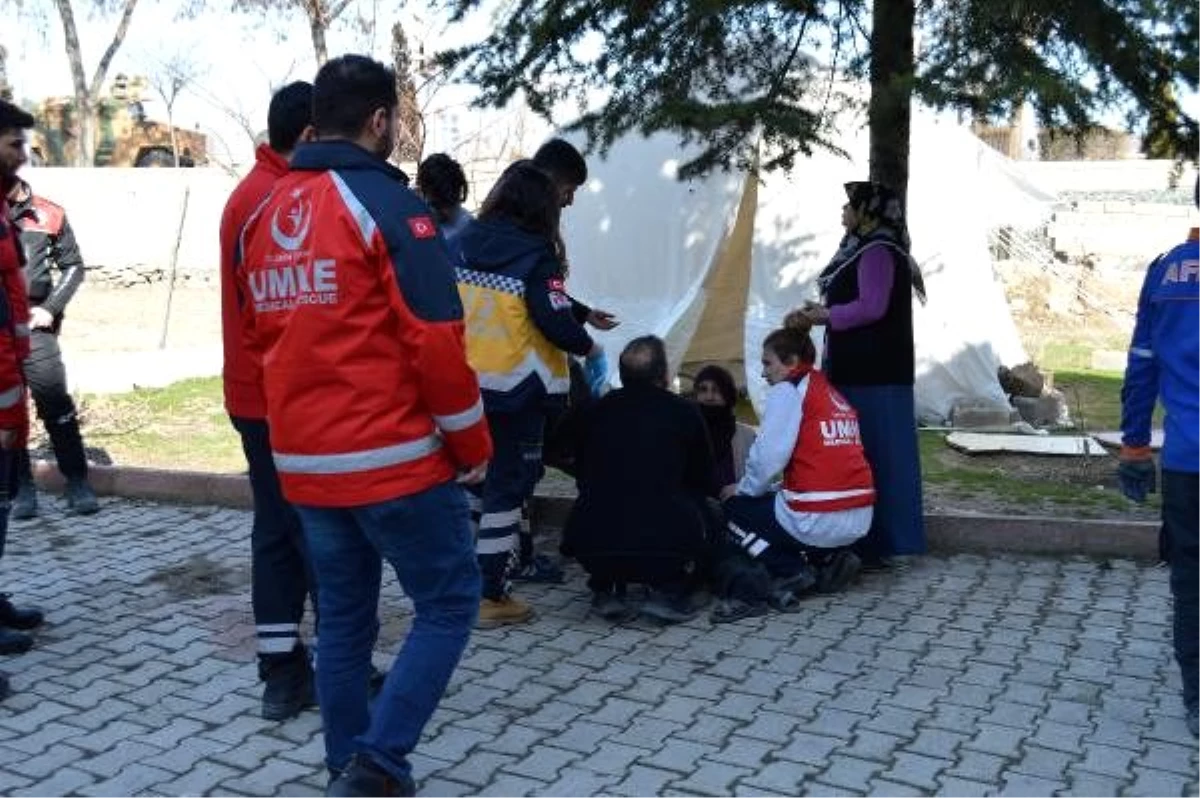 Hasar gören evine anten almak için giren depremzede, binadaki çökme sonucu hayatını kaybetti