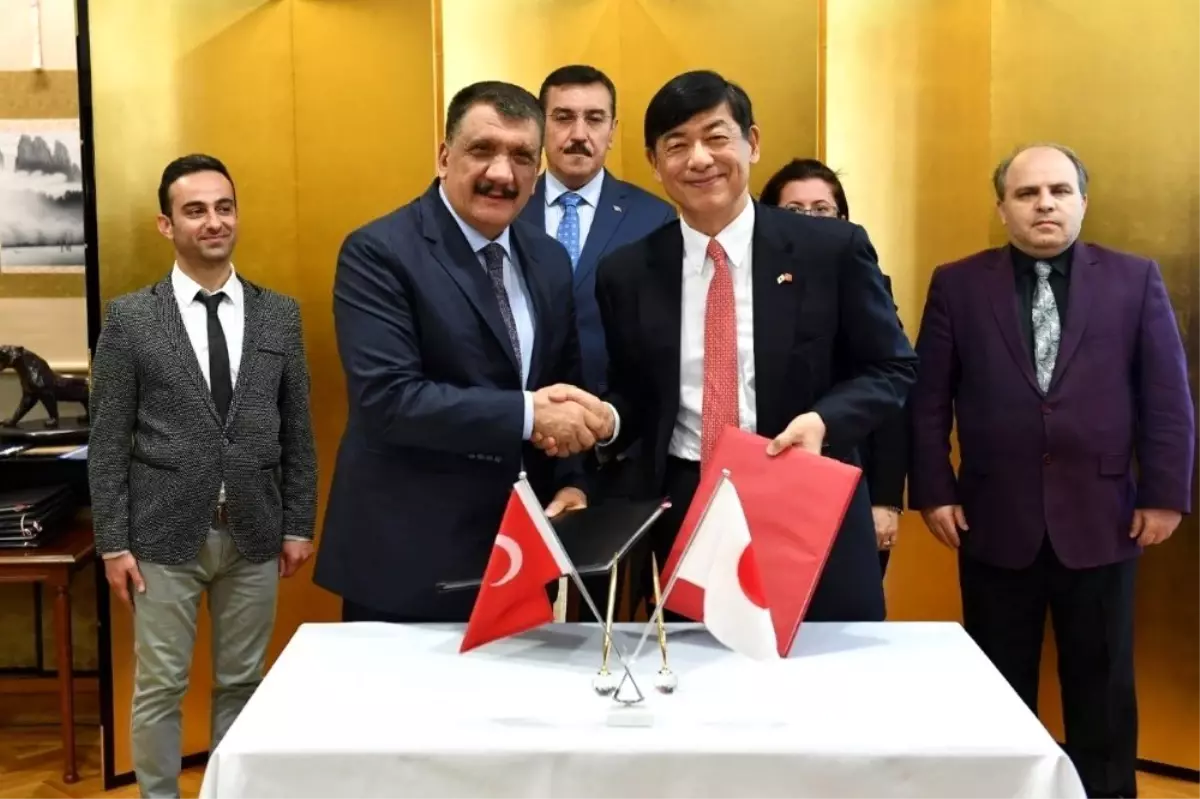 Engelliler için taşıma aracı Japonya\'dan