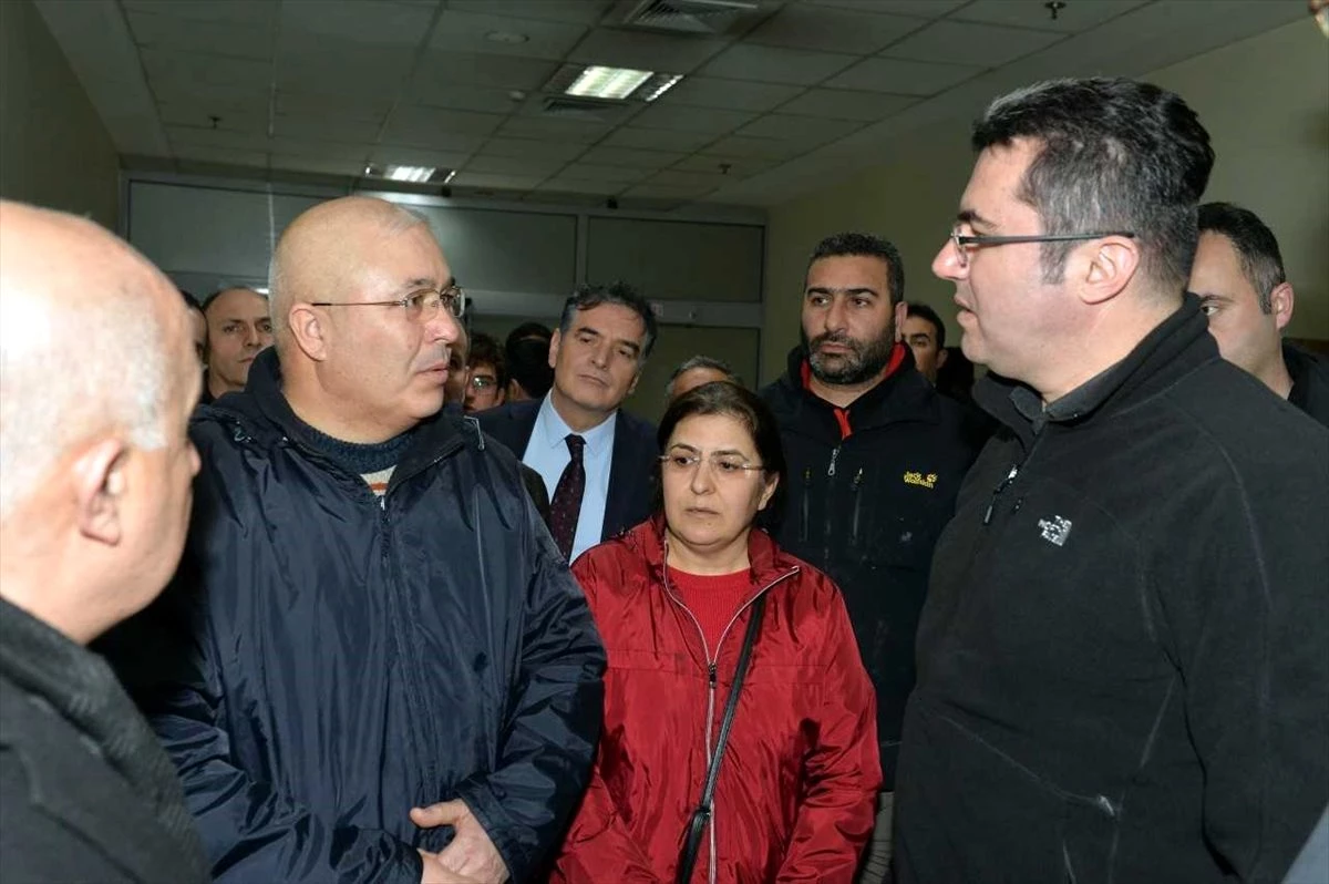 Erzurum Valisi Memiş, Ağrı\'daki roketli saldırıda yaralananları ziyaret etti Açıklaması