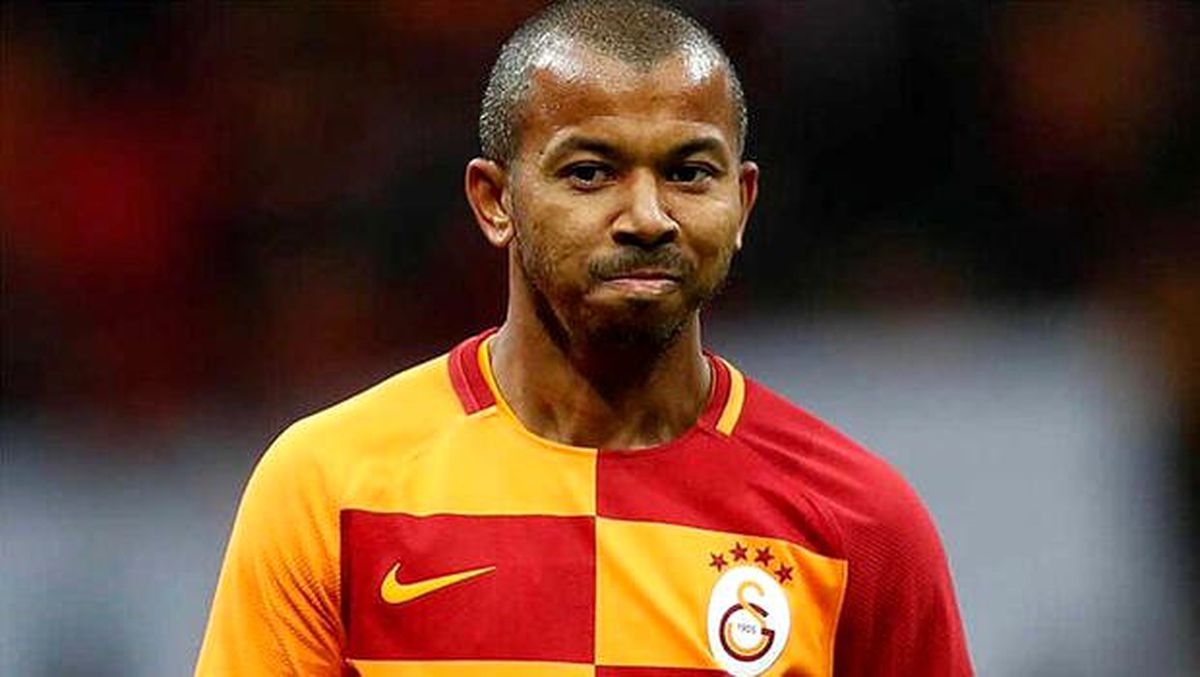 Galatasaray\'da Mariano küllerinden doğdu!