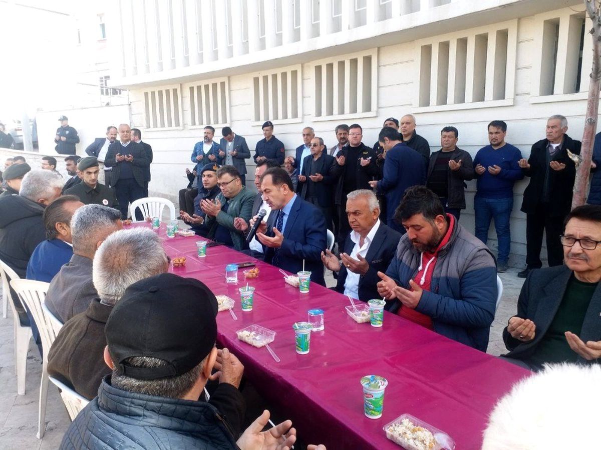 İdlib kahramanları Tavas\'ta dualarla yad edildi