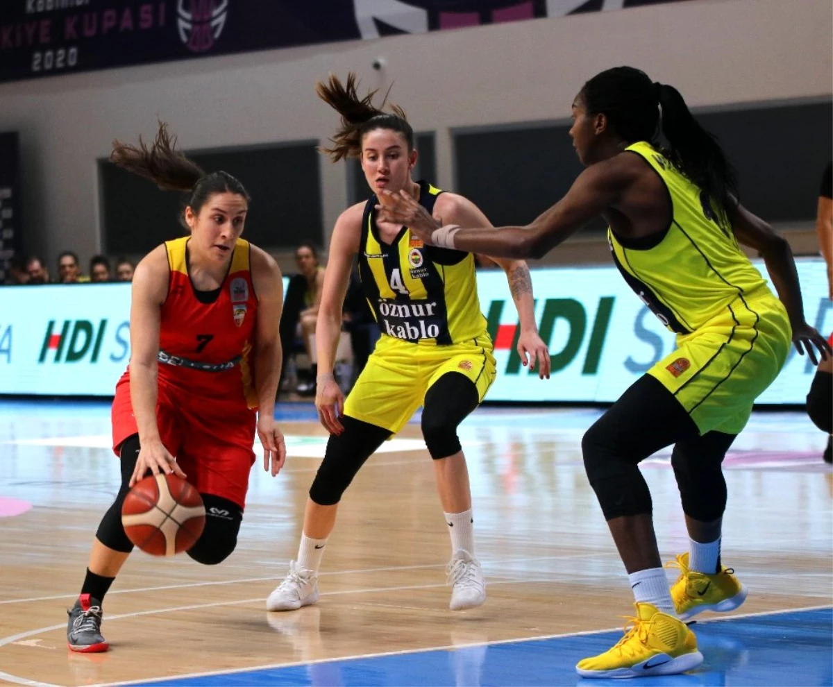 Kadınlar Türkiye Kupası: Fenerbahçe: 73 - Kayseri Basketbol: 61