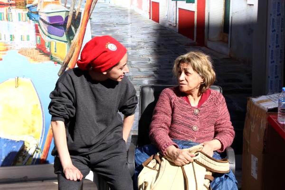 Kağıthane\'deki yangında 5. kattan atlayarak kurtulan kadın konuştu