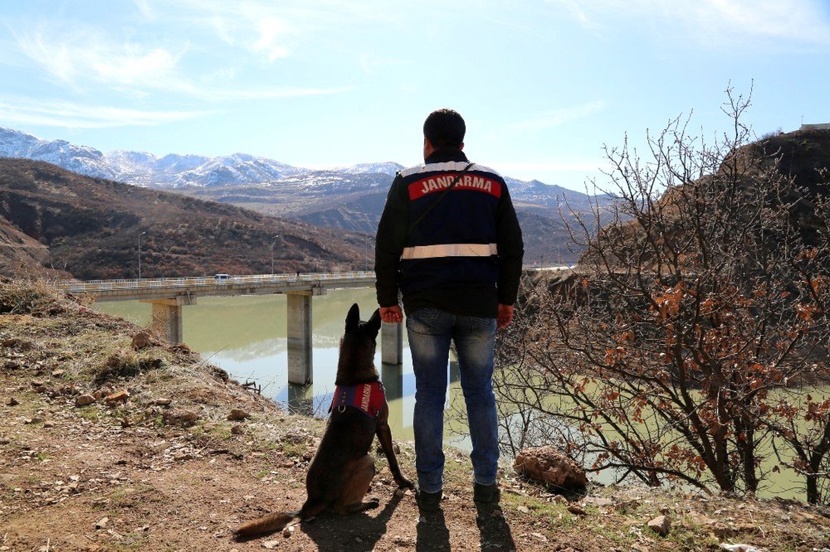 Kayıp Gülistan\'ı arama çalışmaları sürüyor