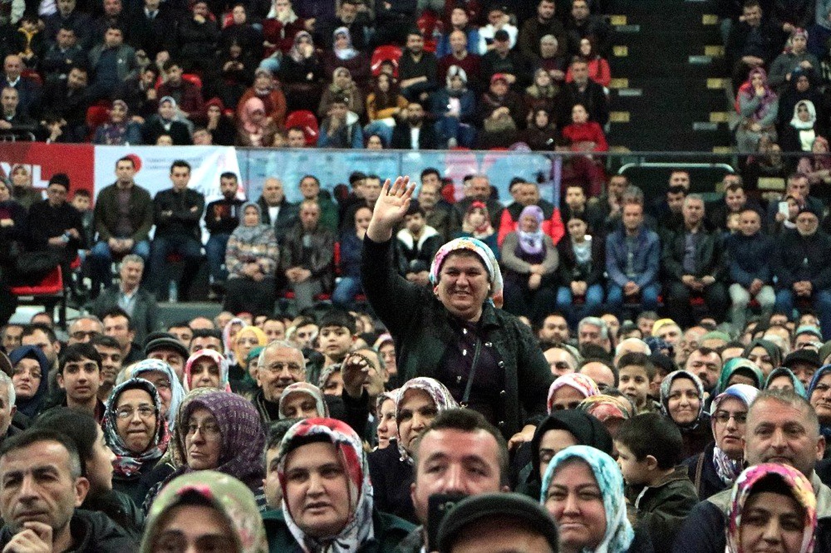 Kayseri\'de \'sosyal konutta\' kura heyecanı