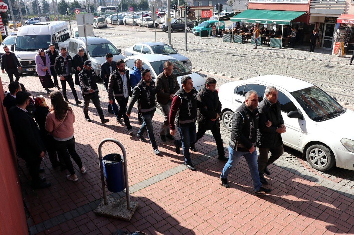 Kocaeli merkezli 5 ilde FETÖ/PDY operasyonu: 10 gözaltı