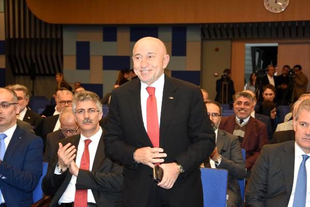 Nihat Özdemir: İnşallah iyi neticeler alarak, ana hedefimiz olan 1\'inciliğe ulaşırız