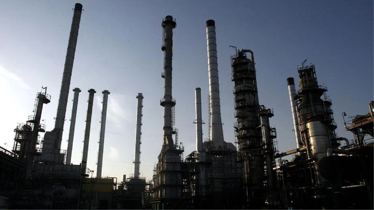OPEC, koronavirüs salgınının petrol talebini düşürüp, fiyatları aşağı çekme riskine çare arıyor