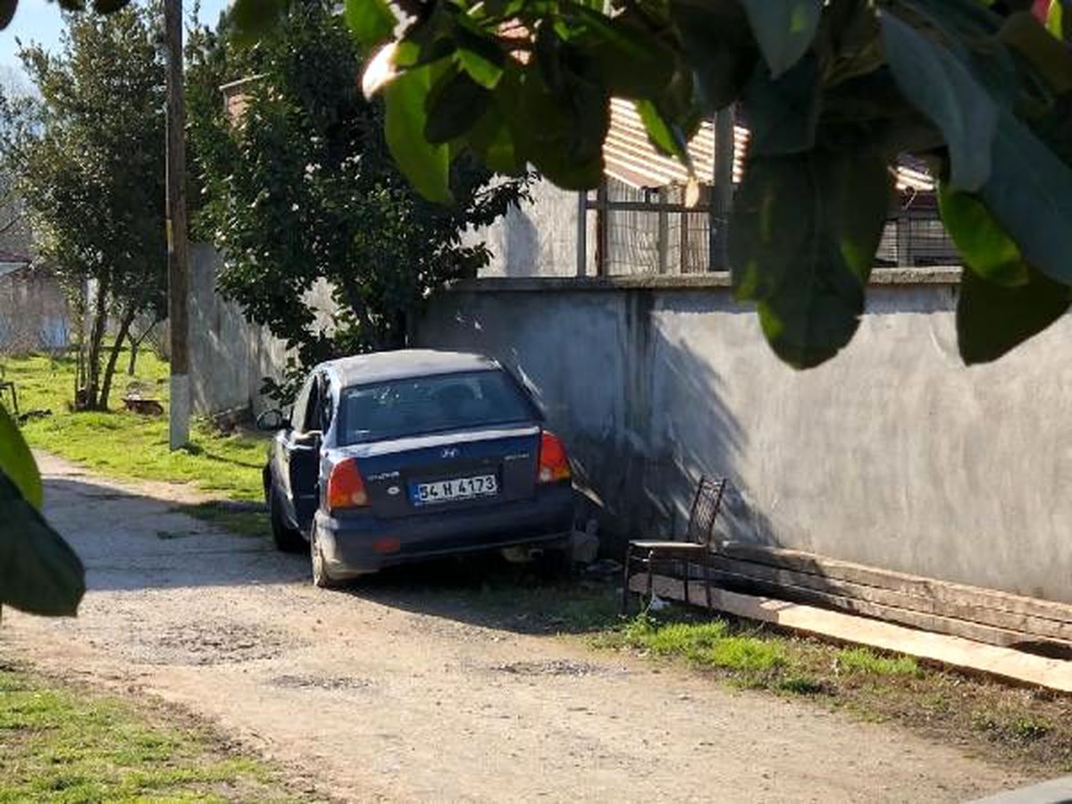 Otomobil ile minibüs çarpıştı: 1 yaralı