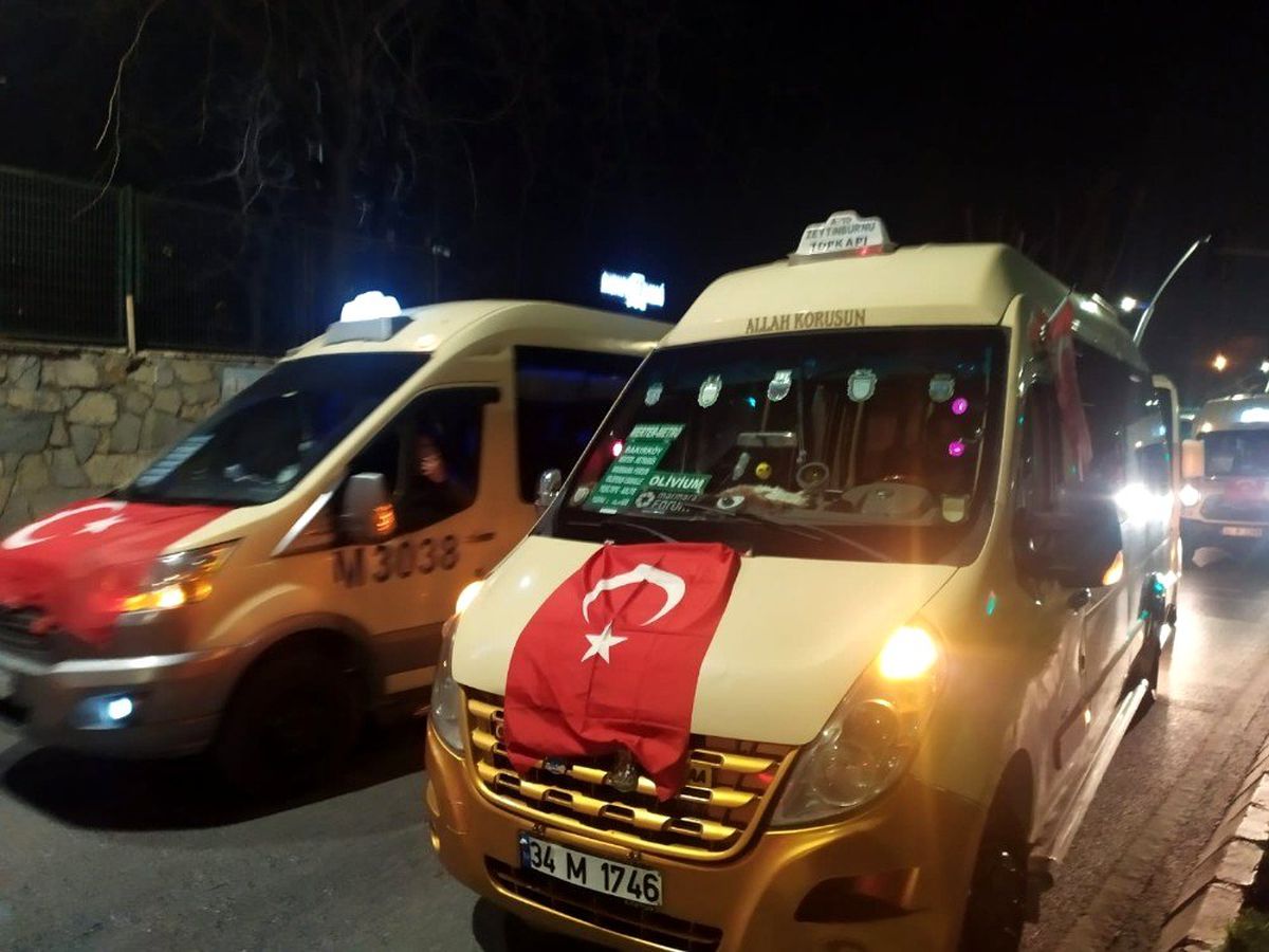 (Özel) Minibüsçülerden Mehmetçiğe destek