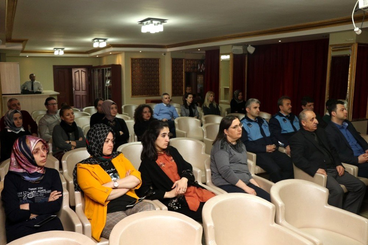Safranbolu\'da belediye personeline deprem eğitimi