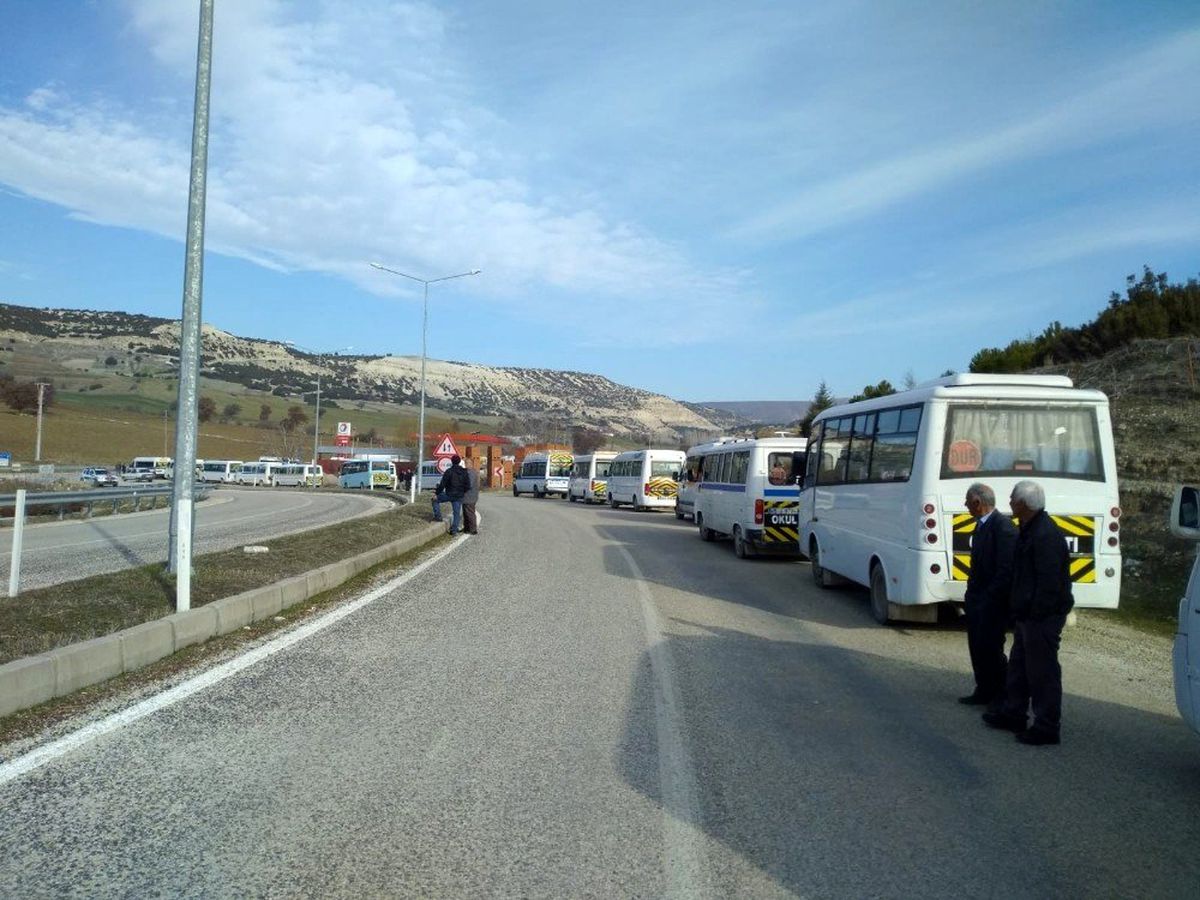 Selendi\'de servis araçlarına sıkı denetim