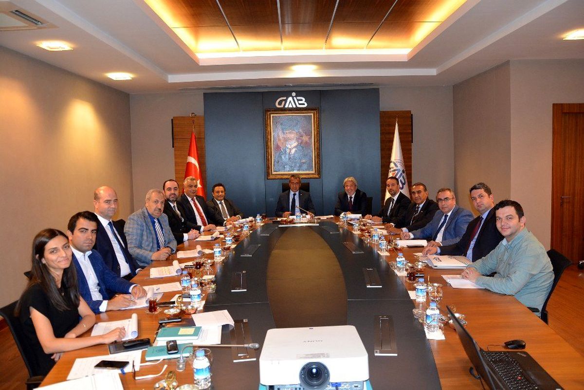 Tekstil ihracatçıları Polonya ve Romanya\'yı mercek altına alıyor