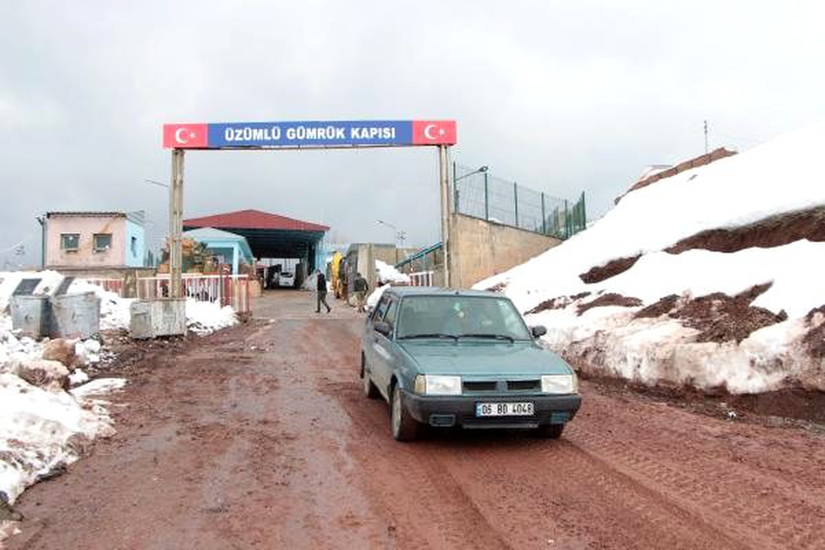 Üzümlü Sınır Kapısı\'na gelenler, Habur\'a yönlendiriliyor