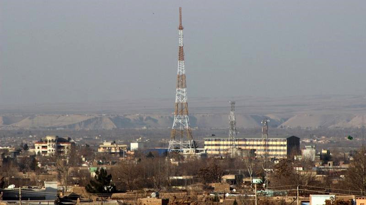 Afganistan\'da Taliban tarafından yapılan saldırılarda en az 20 ölü