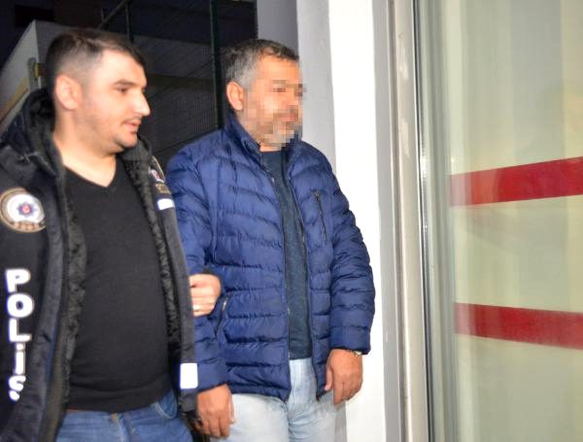 Adana ve İstanbul\'da FETÖ operasyonu: 9 gözaltı kararı