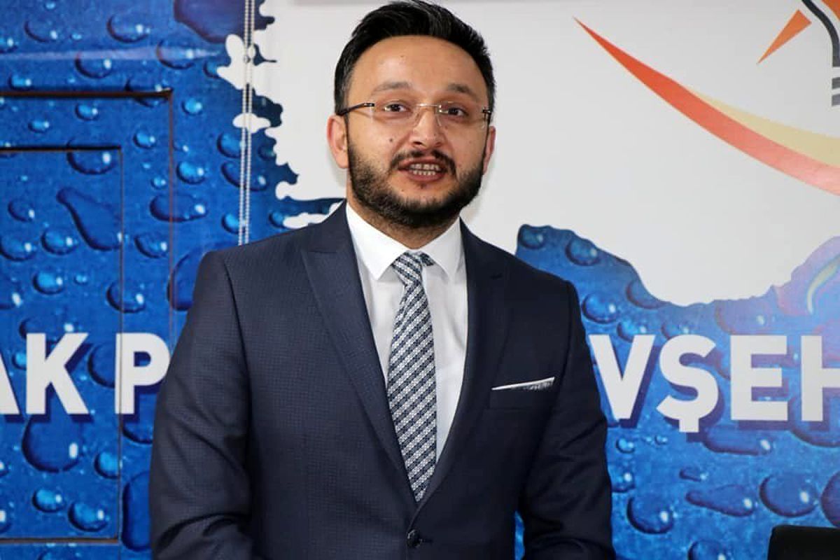 AK Parti İl Başkanı Yanar: "CHP milletvekili Engin Özkoç\'u istifaya davet ediyoruz"