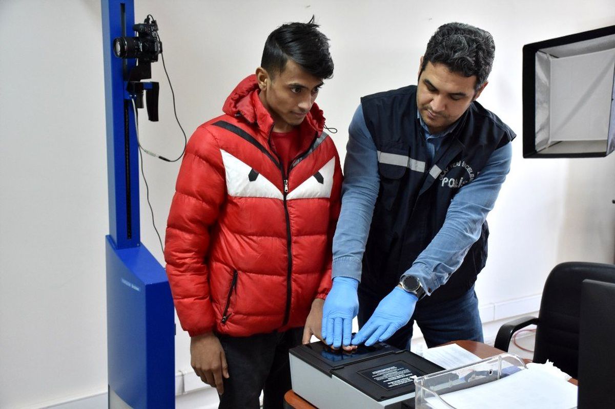 Aksaray\'da 121 düzensiz göçmen sınır dışı edildi