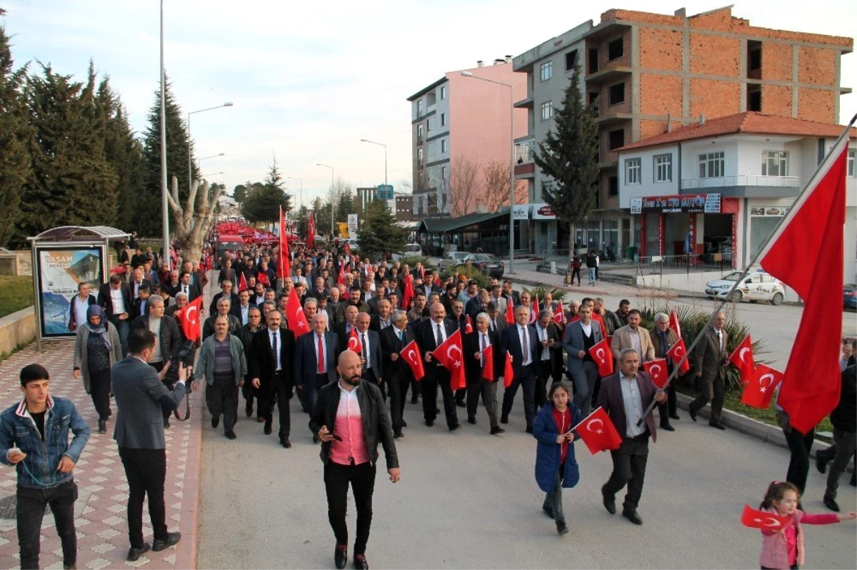 Amasya\'da "Şehitlere Saygı, Kahraman Ordumuza Destek Yürüyüşü"