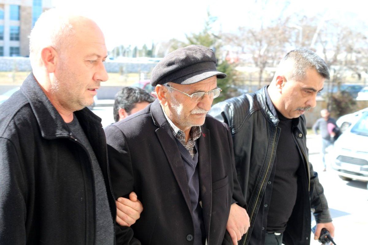 Babanın oğlunu öldürdüğü cinayetin altından borç meselesi çıktı