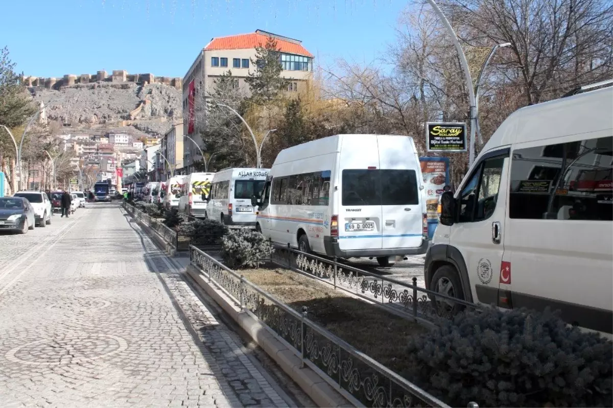 Bayburt\'ta Bahar Kalkanı Harekatı\'na destek konvoyu