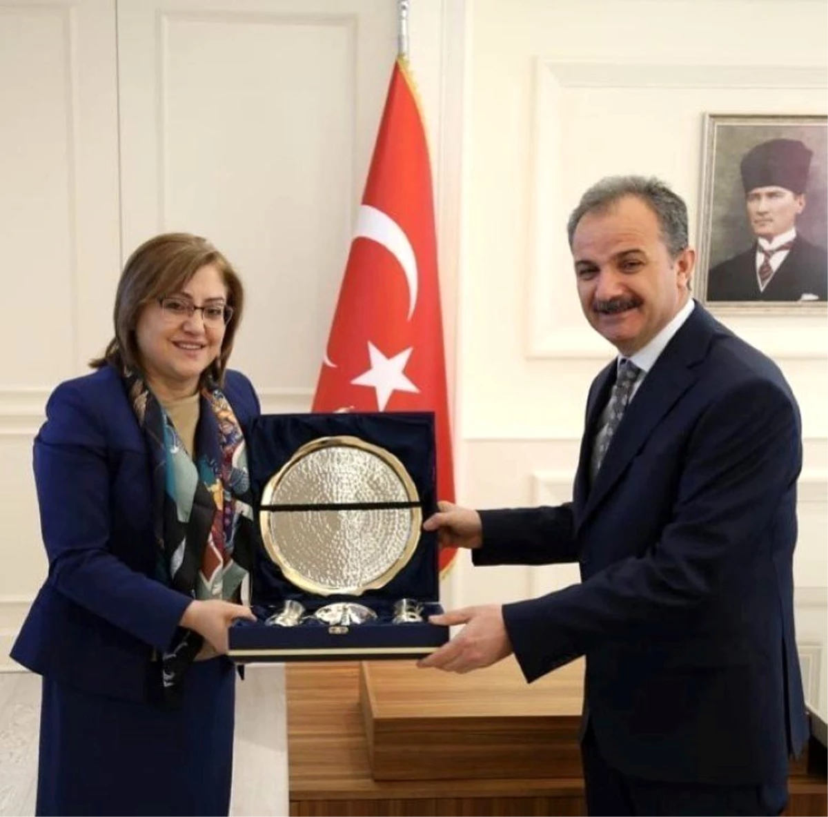Belediye Başkanı Kılınç, Başkan Şahin\'i ziyaret etti