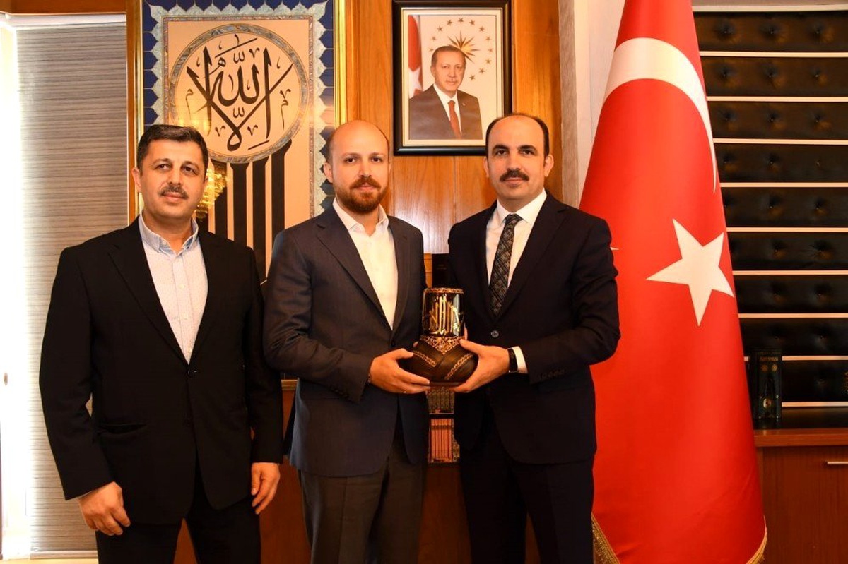 Bilal Erdoğan Başkan Altay\'ı ziyaret etti