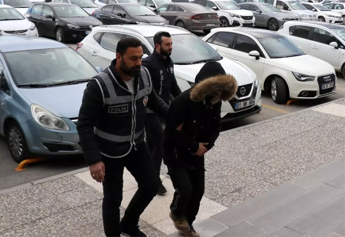Bolu\'da 3 marketi soyan maskeli hırsız adliyeye sevk edildi