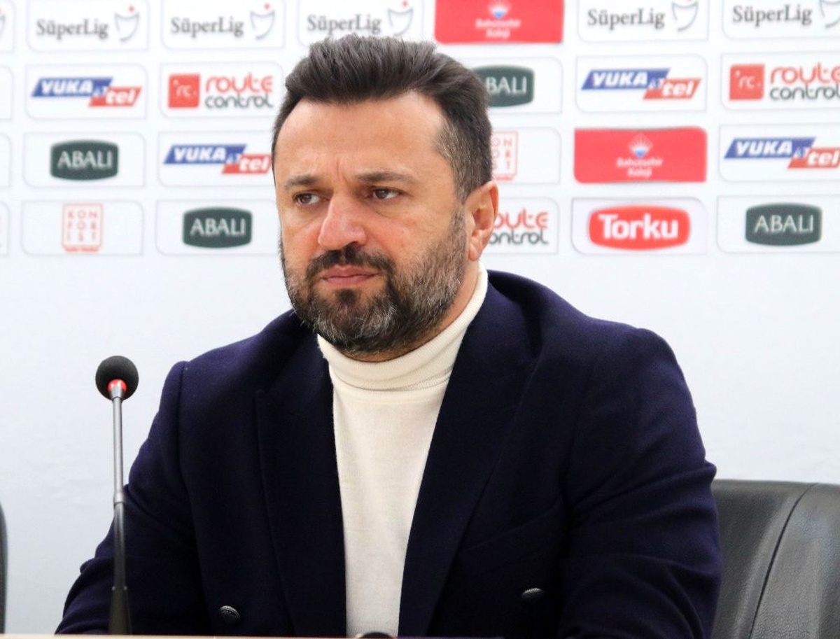 Bülent Uygun: "37 puan toplayan ligde kalacaktır"