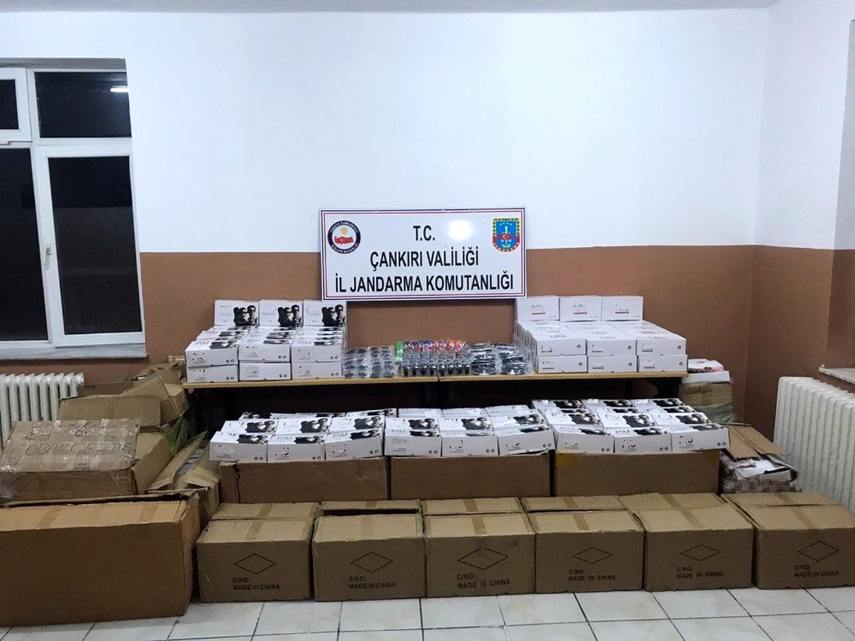 Çankırı\'da 700 bin liralık gümrük kaçağı malzeme