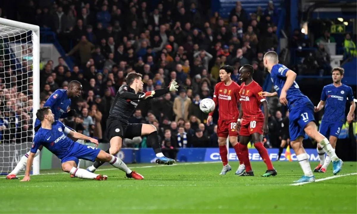 Chelsea, Liverpool\'u 2-0 yendi ve İngiltere Federasyon Kupası\'nda çeyrek finale yükseldi