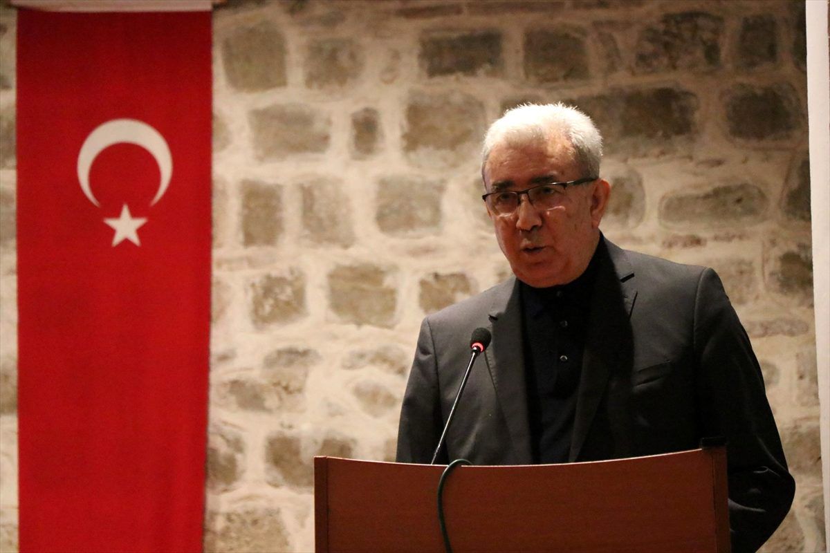 Edirne\'de "Mor Ekmek Gerçeğinin Bilimsel Yönü" konferansı düzenlendi