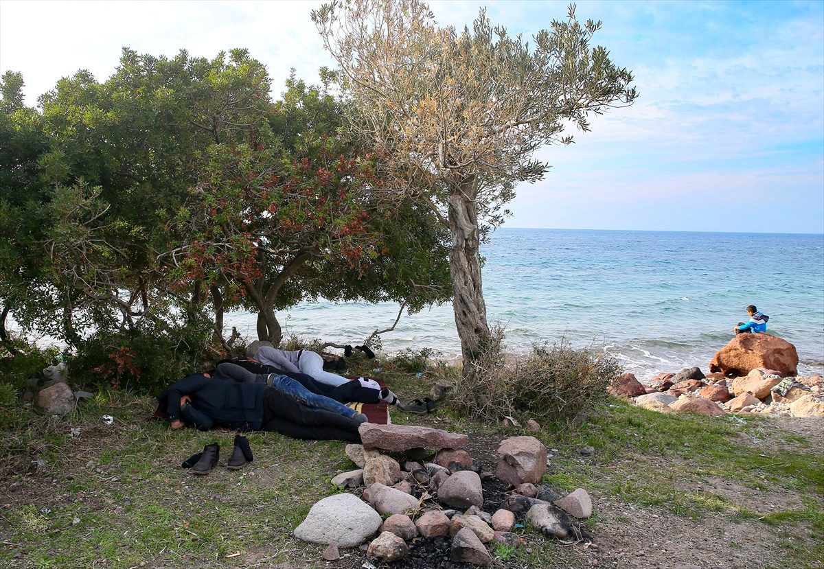 Ege sahillerinde sığınmacı hareketliliği