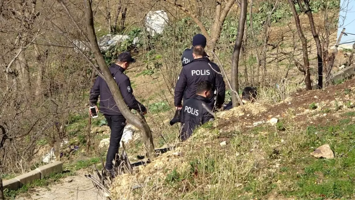 Eski belediye başkanı 1 kişiyi vurdu, 2 akrabasını rehin aldı