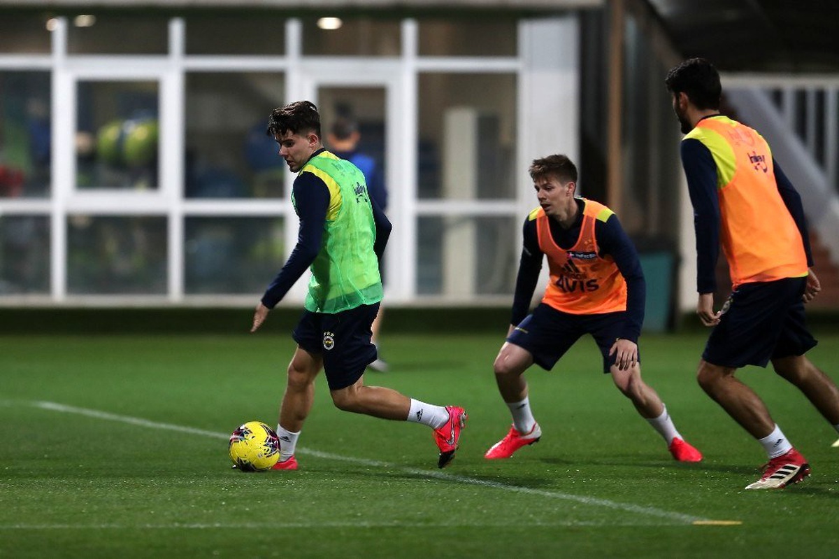 Fenerbahçe, Denizlispor maçı hazırlıklarına başladı
