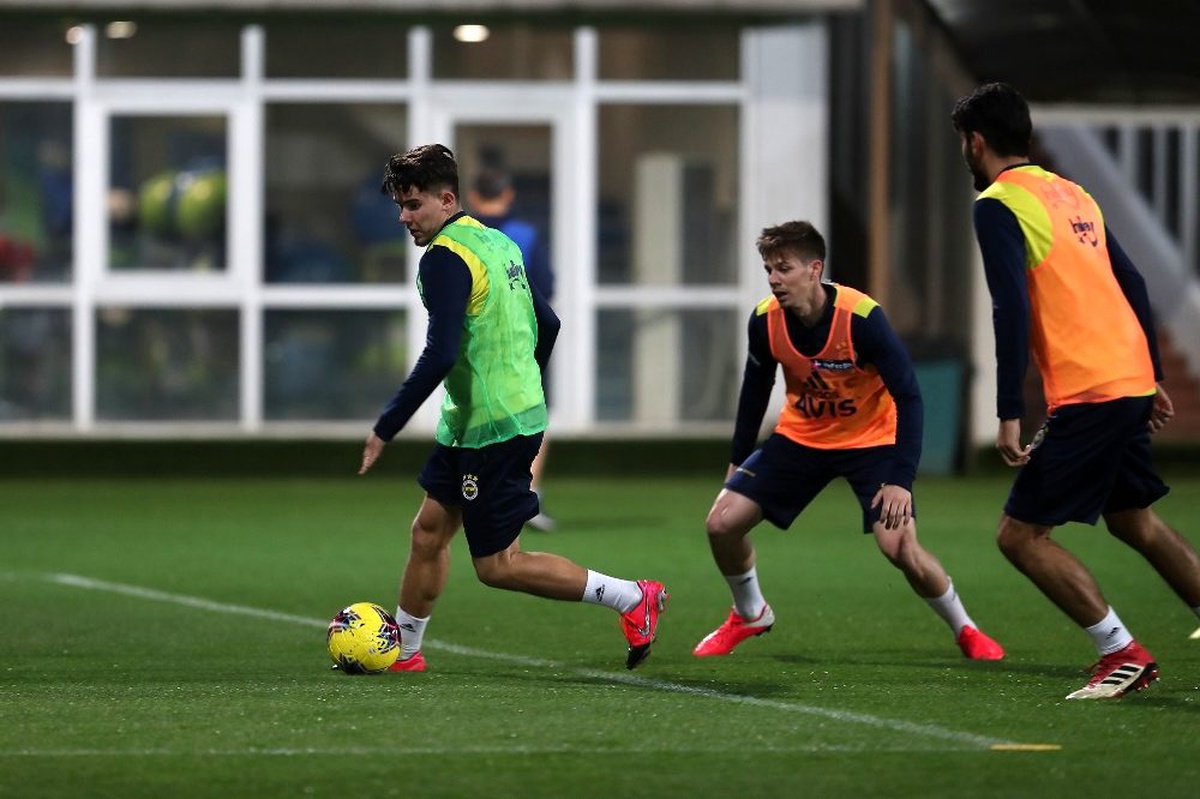 Fenerbahçe, Denizlispor maçı hazırlıklarına başladı