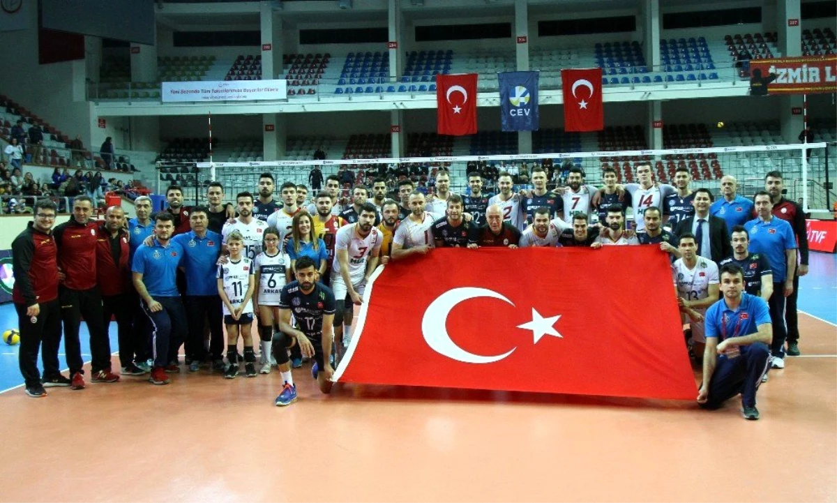 Galatasaray HDI Sigorta yarı finalde