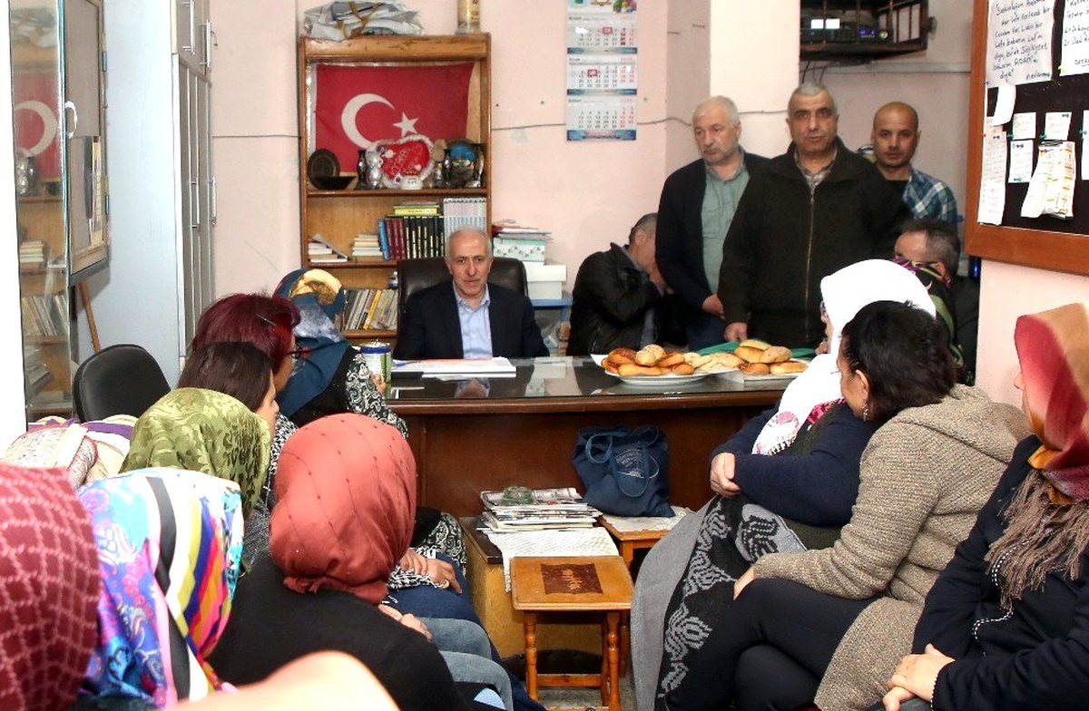 Gültak, mahalle sakinleriyle bir araya geldi