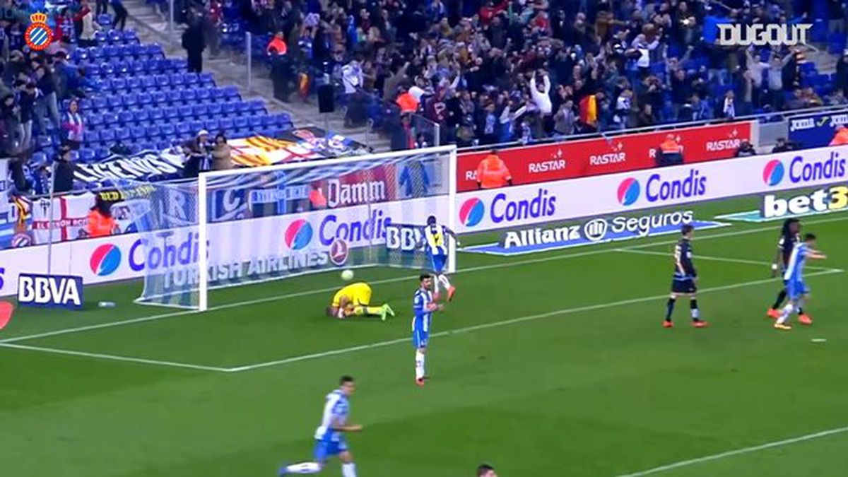 Hernan Perez, Roya Vallecano\'ya Füze Gönderiyor