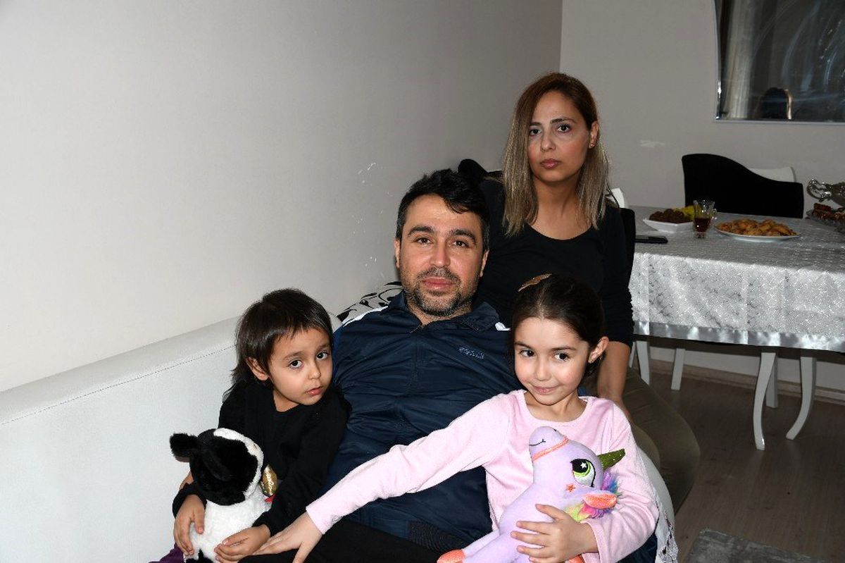 İdlib\'de yaralanan yüzbaşı Tarsus\'taki evine geldi