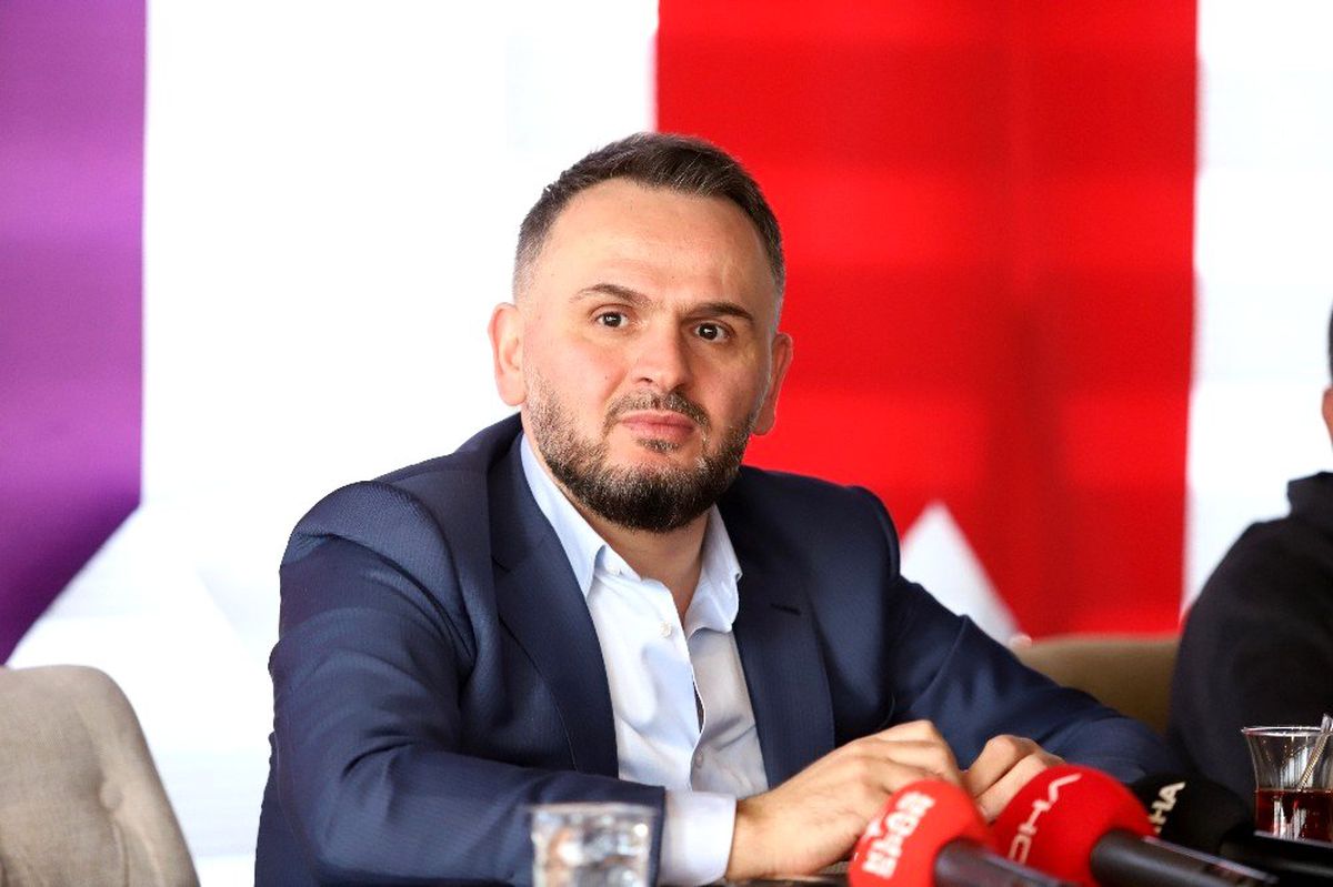 Keçiörengücü\'nden TSK Güçlendirme Vakfı\'na bağış