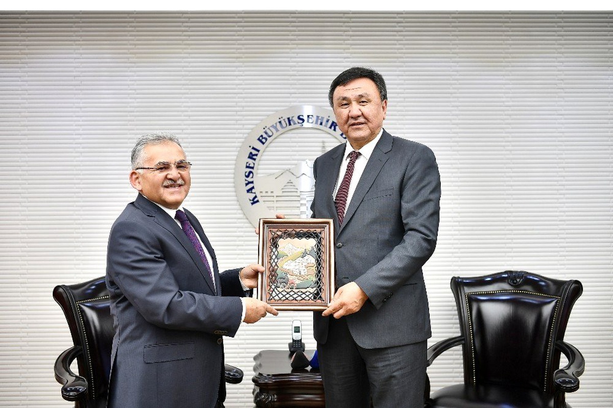 Kırgızistan\'ın Ankara Büyükelçisi Ömüraliyev, Başkan Büyükkılıç\'ı ziyaret etti