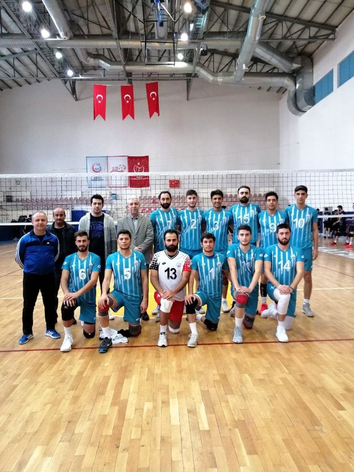 Melikgazi\'de basketbol ve voleybolda başarılar sürüyor