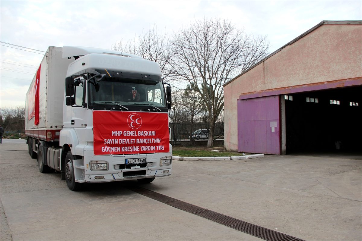 MHP\'nin "göçmen kreşi" yardım tırı Edirne\'ye ulaştı