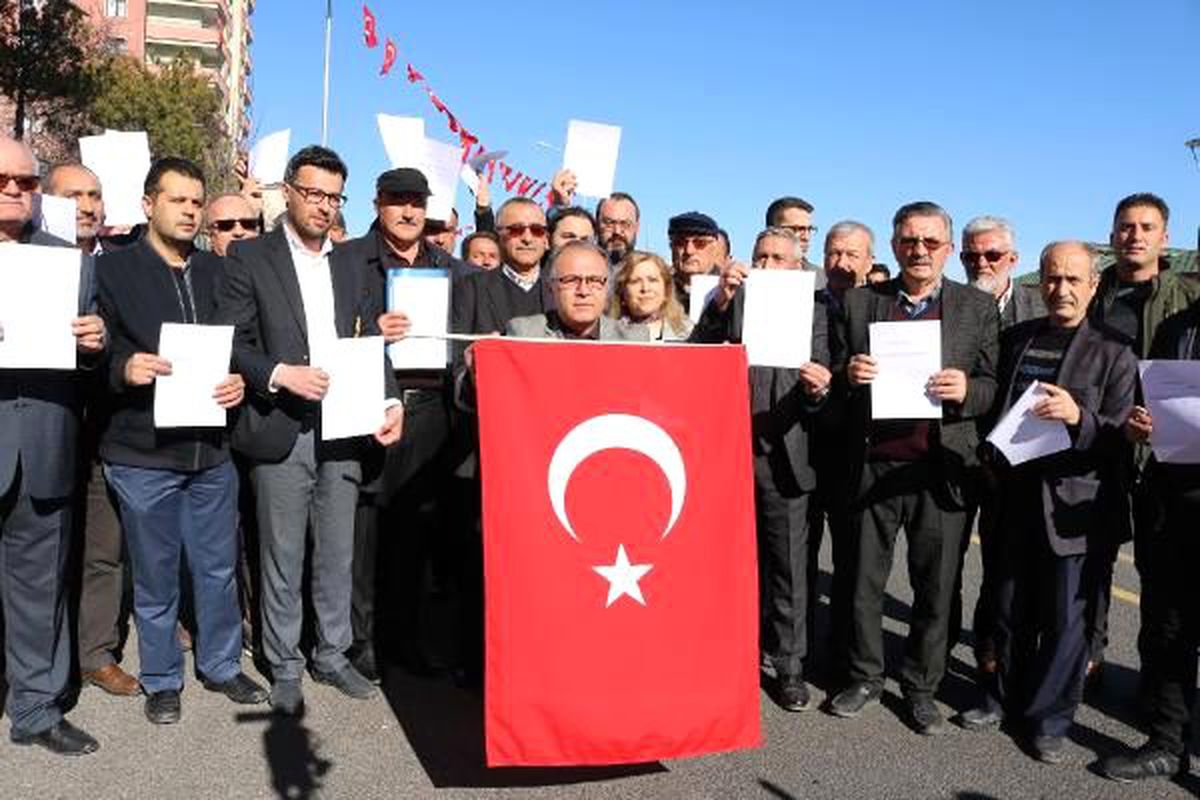 Nevşehir\'de muhtarlardan gönüllü askerlik başvurusu