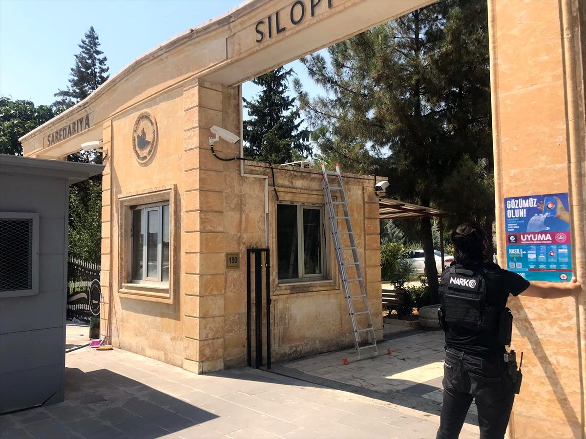 Silopi\'de UYUMA Projesi broşürle tanıtılıyor