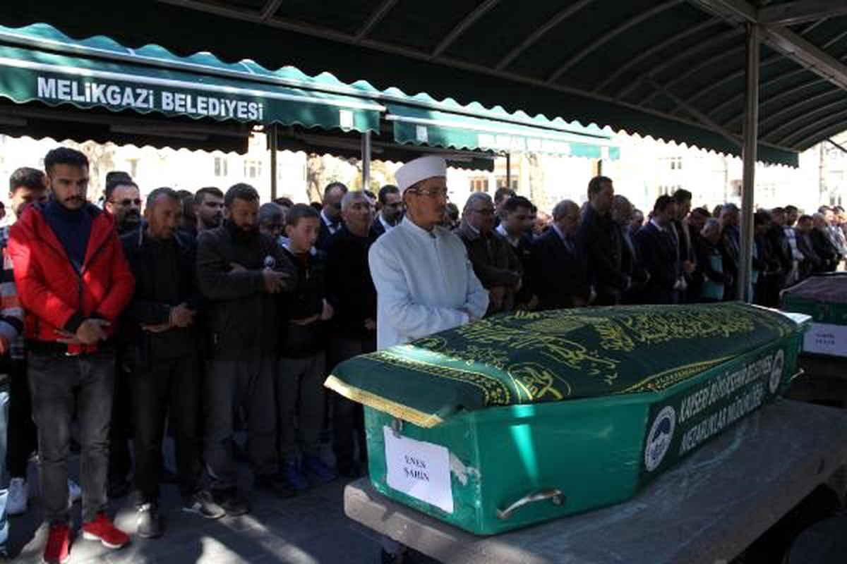 Sulama havuzunda boğulan liseli Enes, toprağa verildi