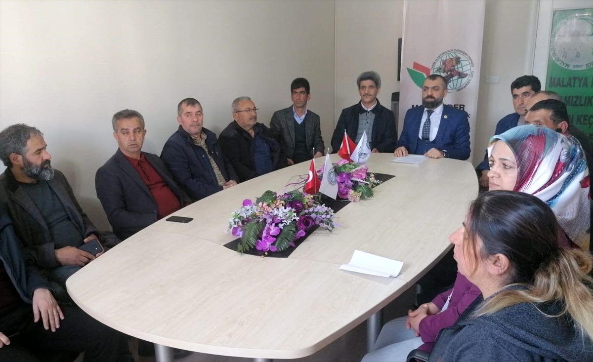Türkiye Mehmetçik için tek yürek oldu
