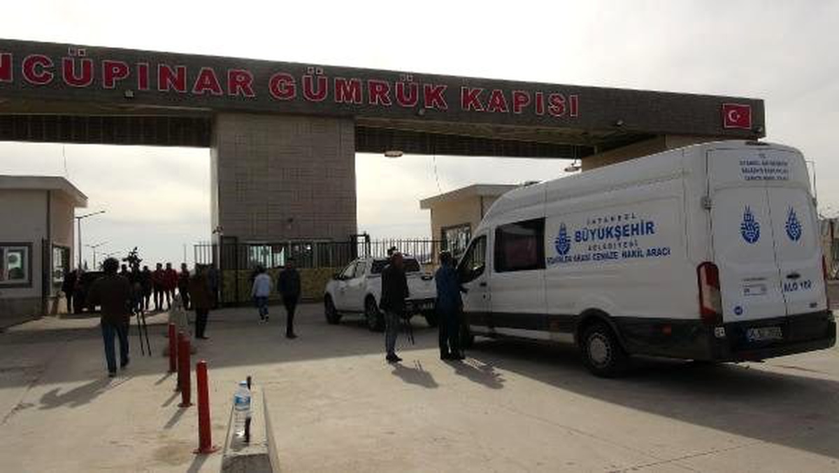 Yunan askerlerinin vurduğu Suriyeli genç ülkesine gönderildi